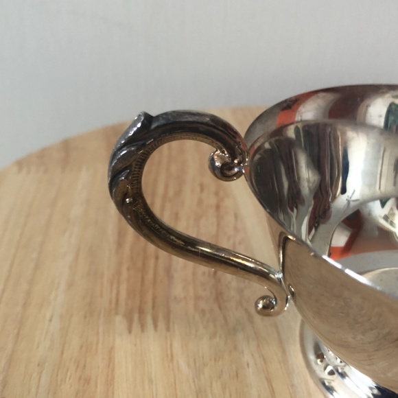 Antique WmA Rogers set of 6 silver plated cups EUC - Picture 5 of 6